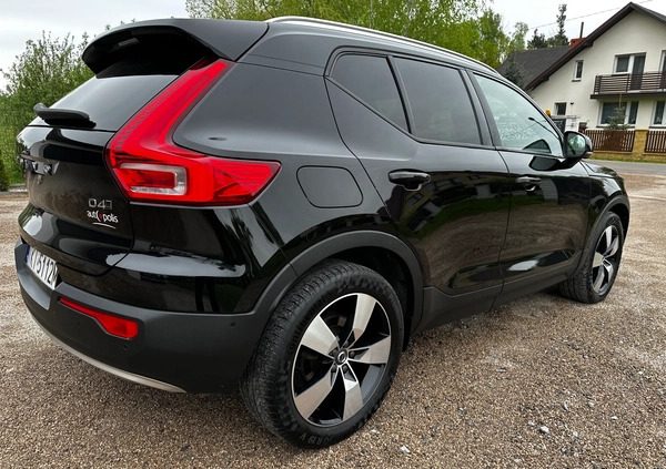 Volvo XC 40 cena 78900 przebieg: 262000, rok produkcji 2018 z Sępopol małe 704